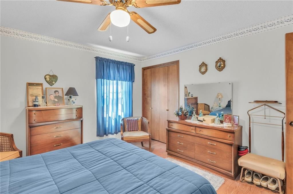 806 Lake Manor Drive — photo 18