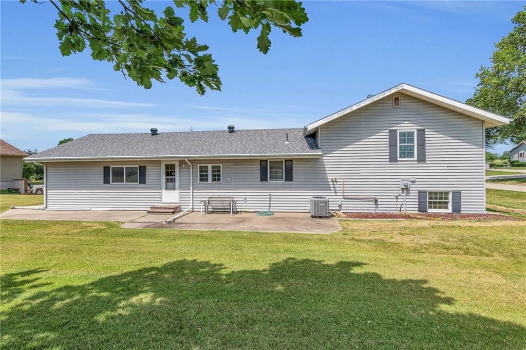 806 Lake Manor Drive — photo 27