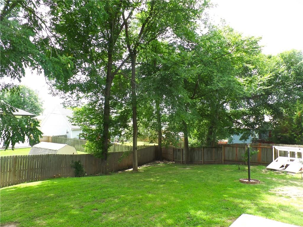 2603 S 23rd Street — photo 29