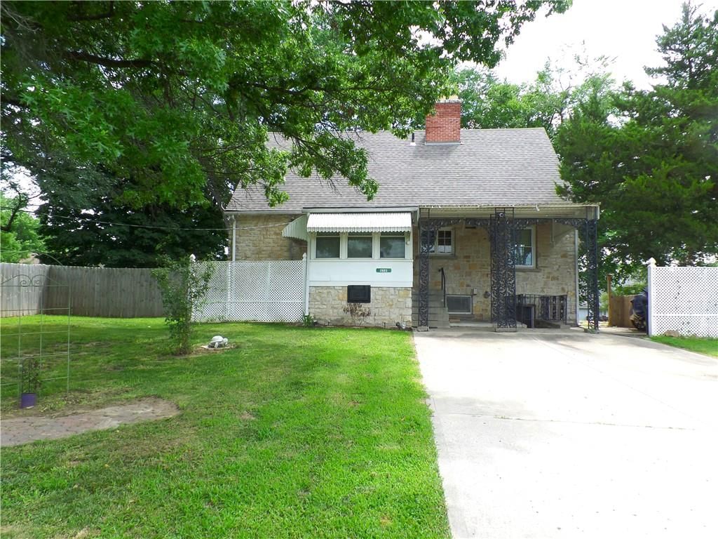 2603 S 23rd Street — photo 35