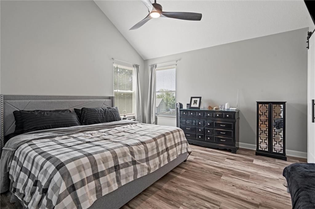 121 E Calico Drive — photo 17