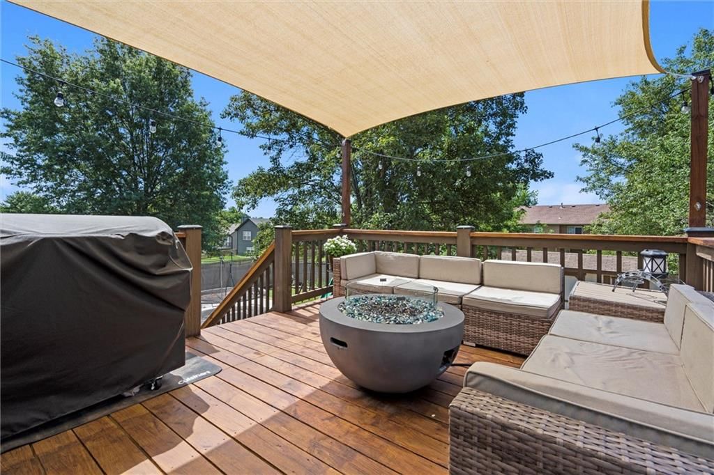 121 E Calico Drive — photo 32