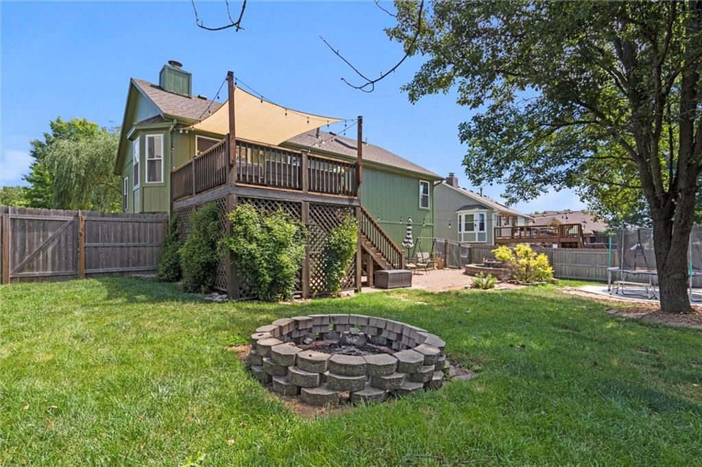 121 E Calico Drive — photo 35