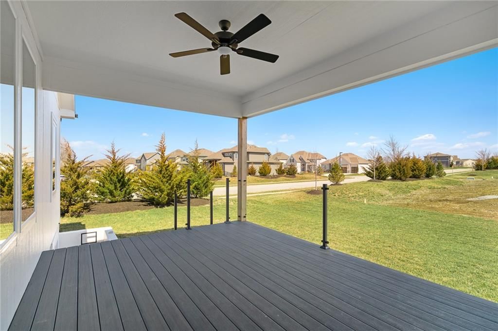 9188 Saddletop Street — photo 43