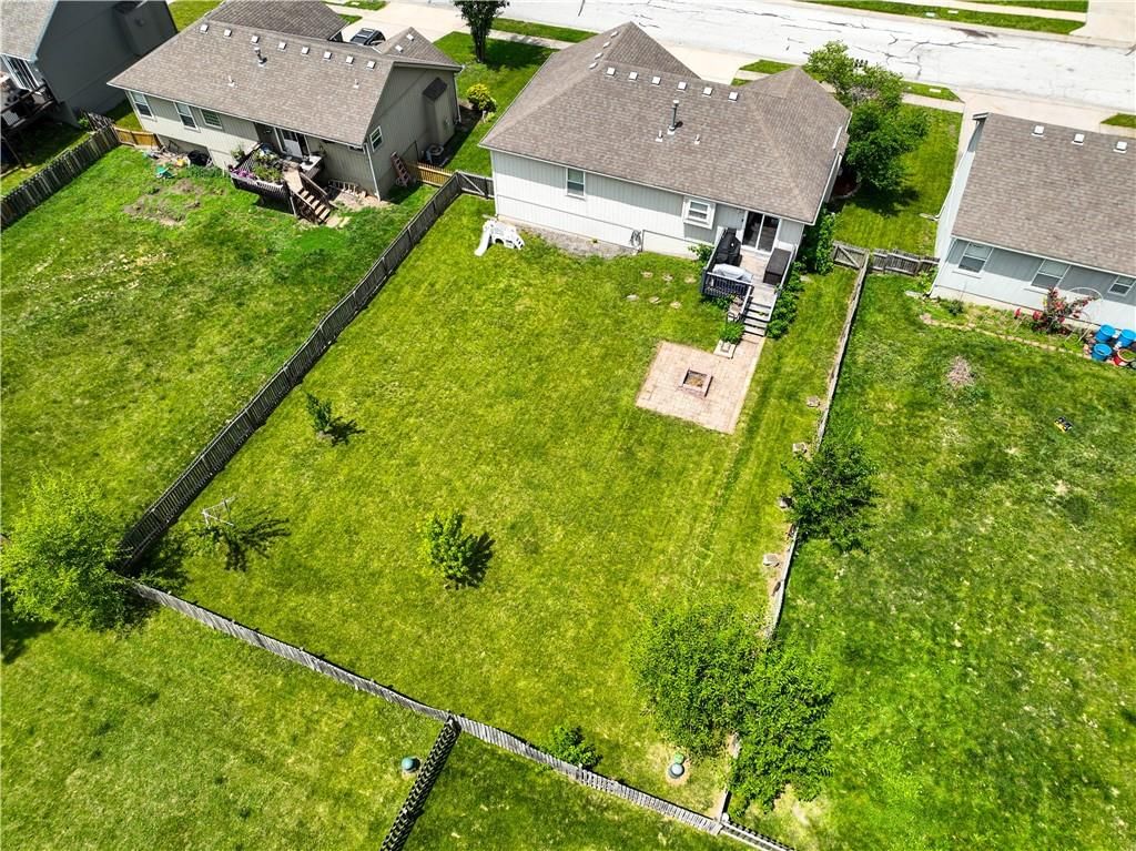 7209 BRYAN Way — photo 30