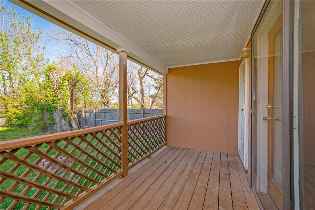 3004 Parkwood Boulevard — photo 22