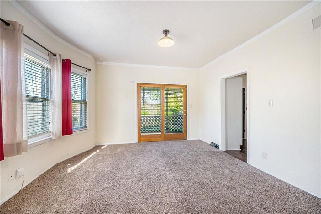 3004 Parkwood Boulevard — photo 10