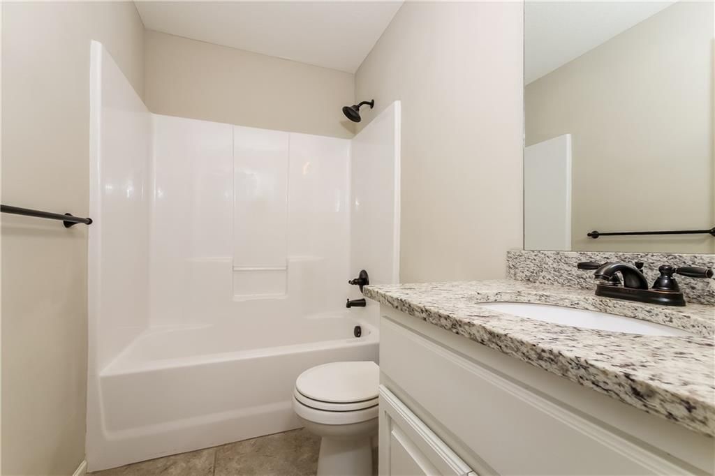 523 S Walnut Street — photo 23