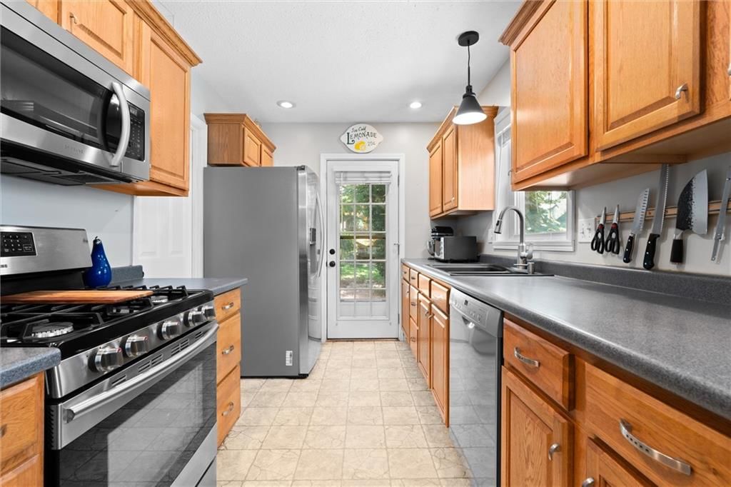 7412 WALNUT Street — photo 18