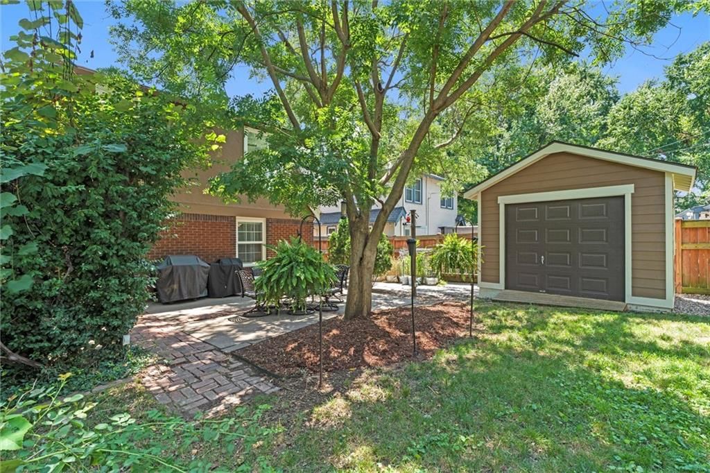 7412 WALNUT Street — photo 34
