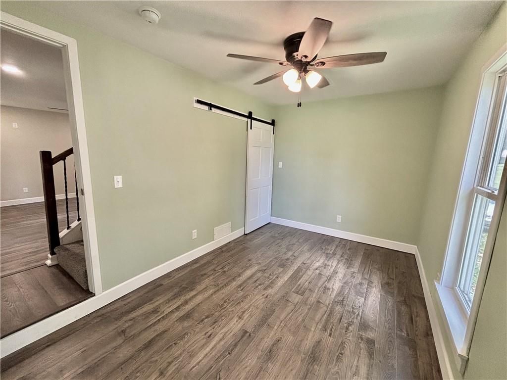 402 E McPherson Street — photo 25