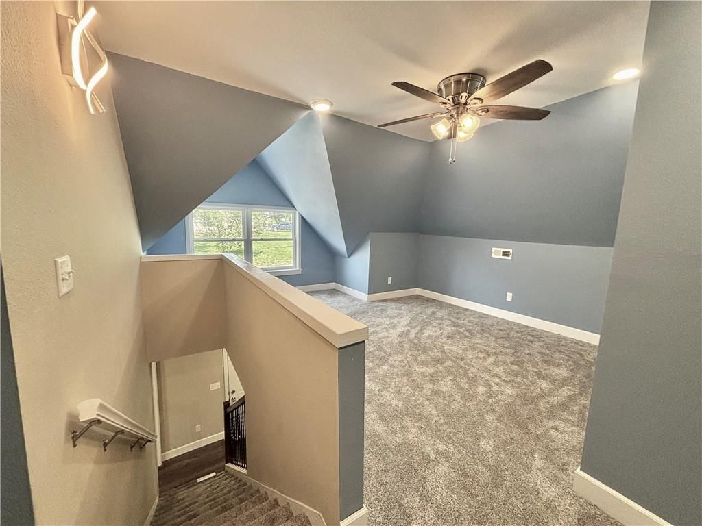 402 E McPherson Street — photo 27
