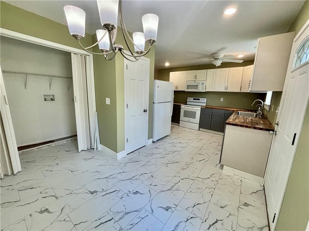 402 E McPherson Street — photo 9