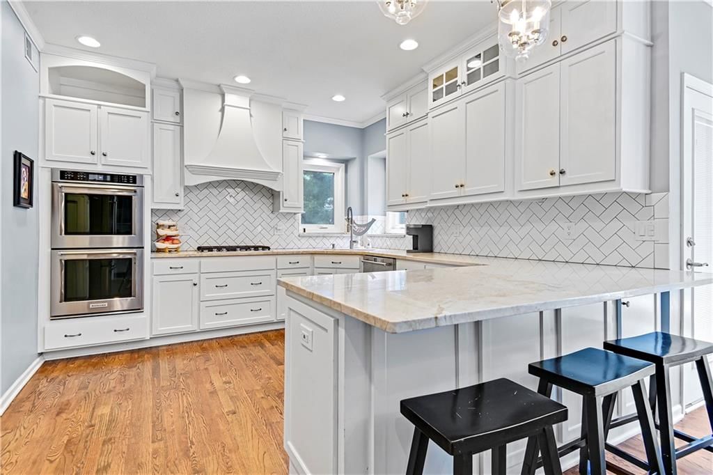 401 NW Cottonwood Drive — photo 11