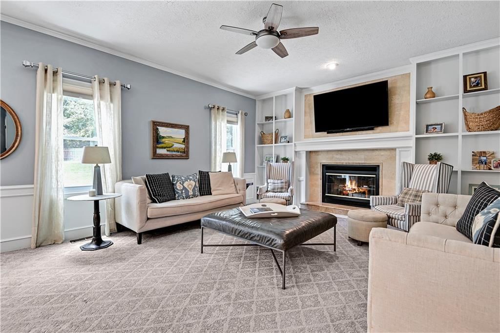 401 NW Cottonwood Drive — photo 16