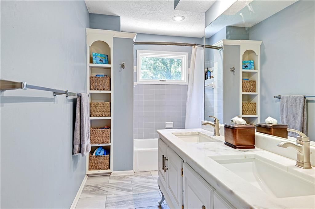 401 NW Cottonwood Drive — photo 27