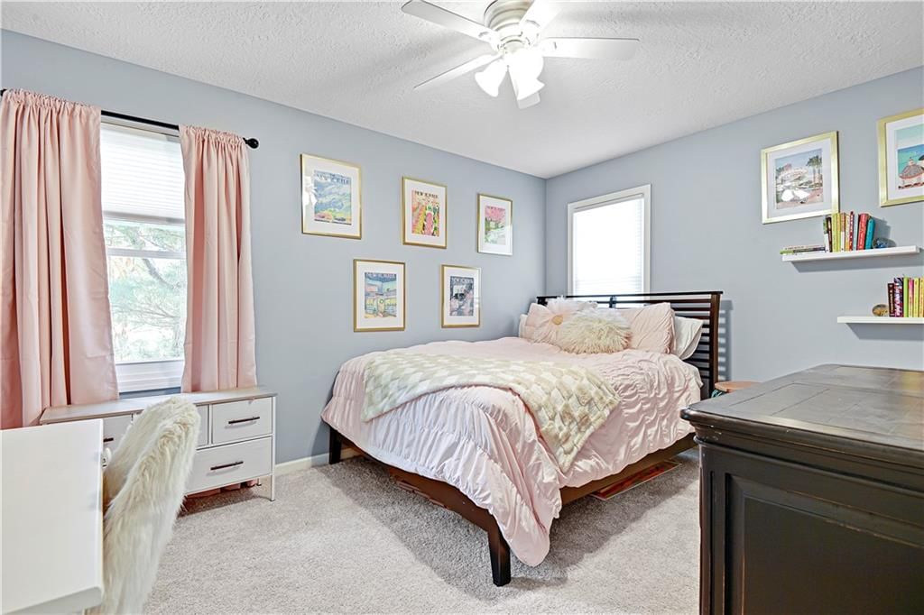 401 NW Cottonwood Drive — photo 28
