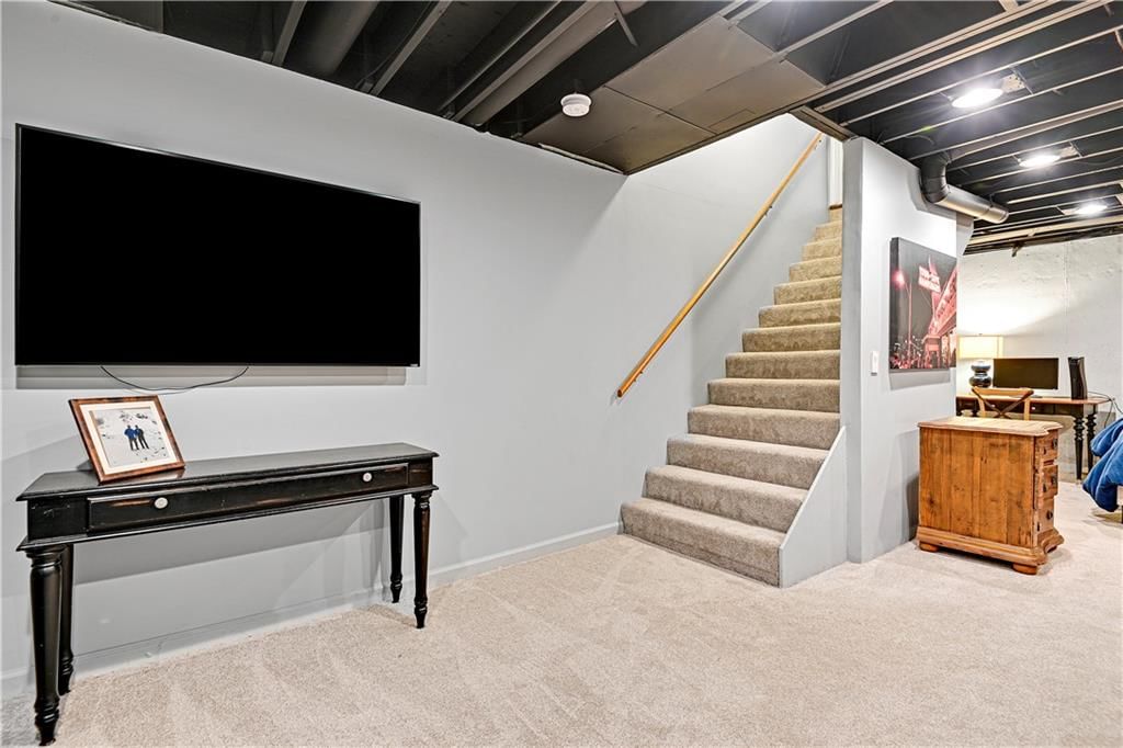 401 NW Cottonwood Drive — photo 29