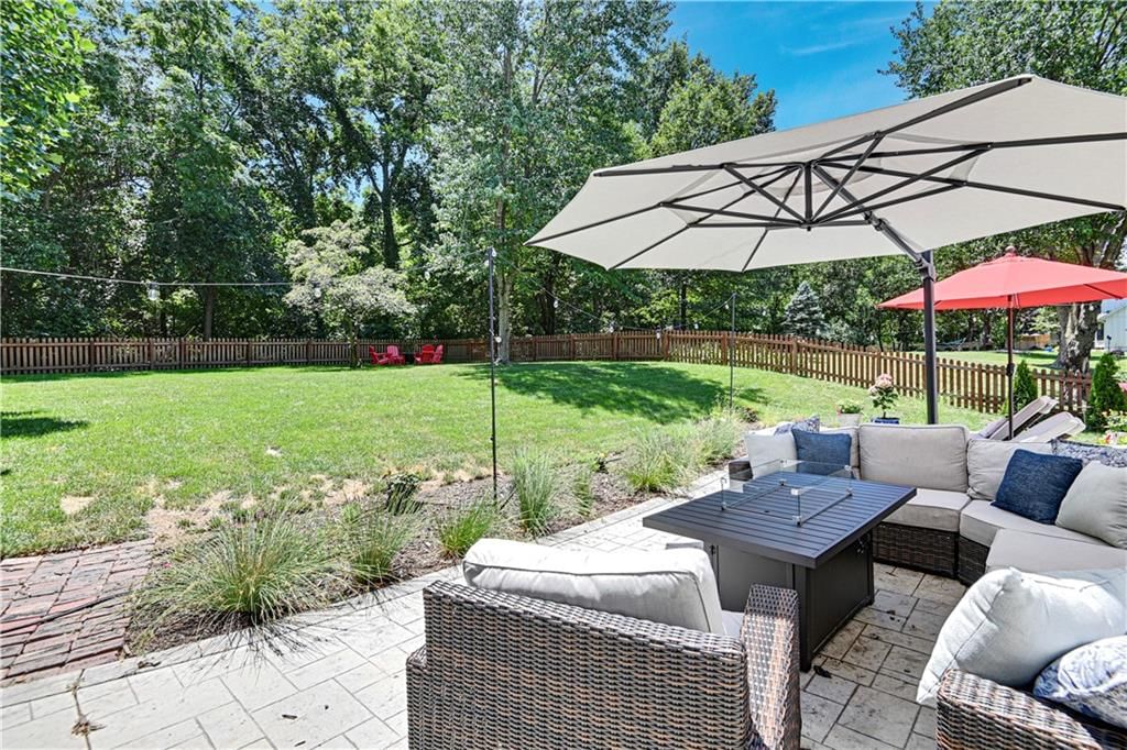 401 NW Cottonwood Drive — photo 32