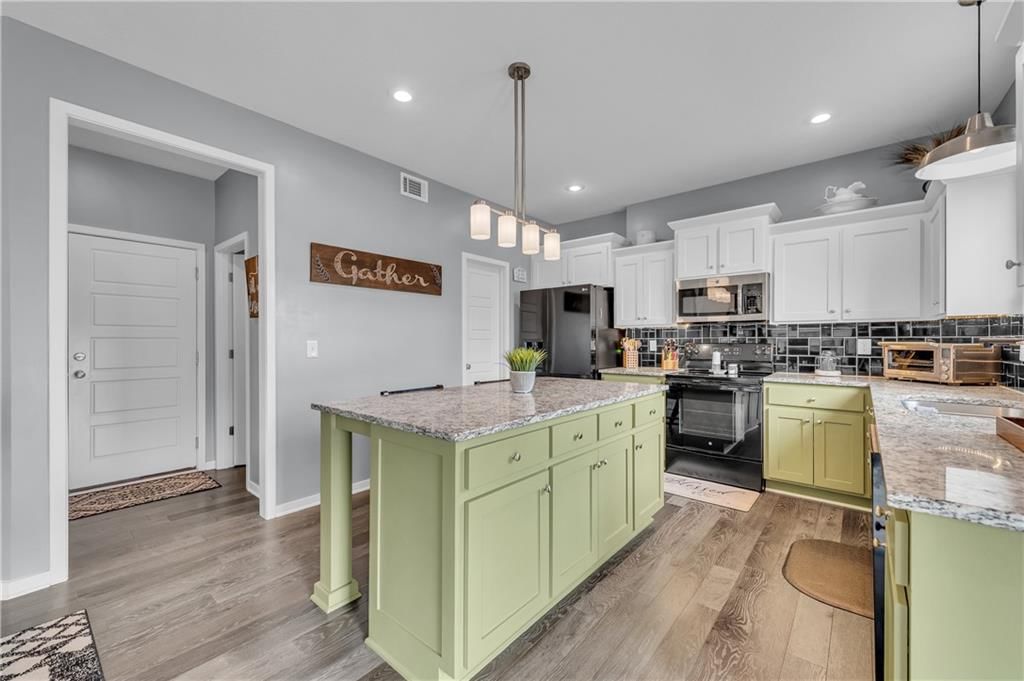 23406 W 52nd Terrace — photo 5