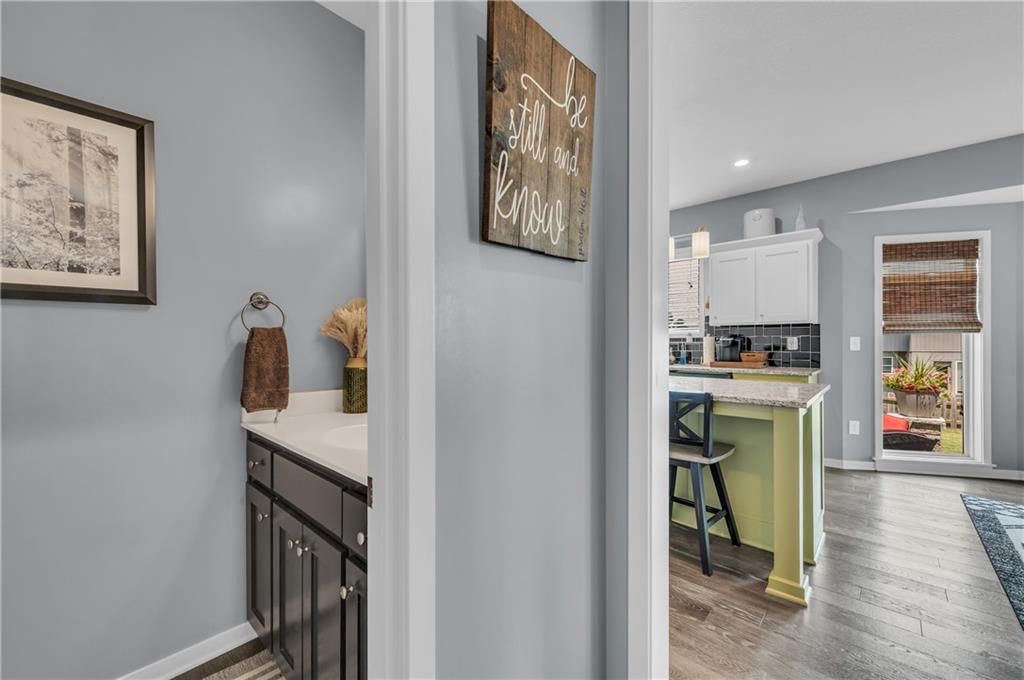 23406 W 52nd Terrace — photo 9