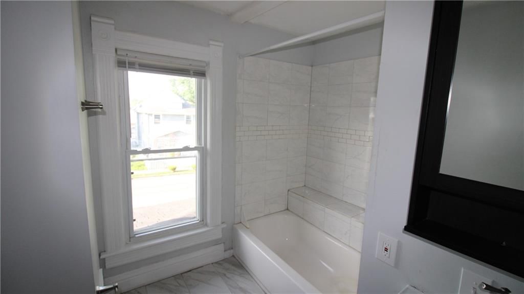 1046 SANDUSKY Avenue — photo 27