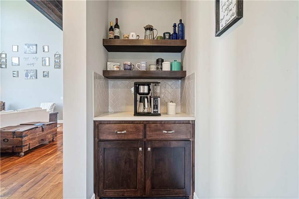 11151 Locust Lane — photo 31