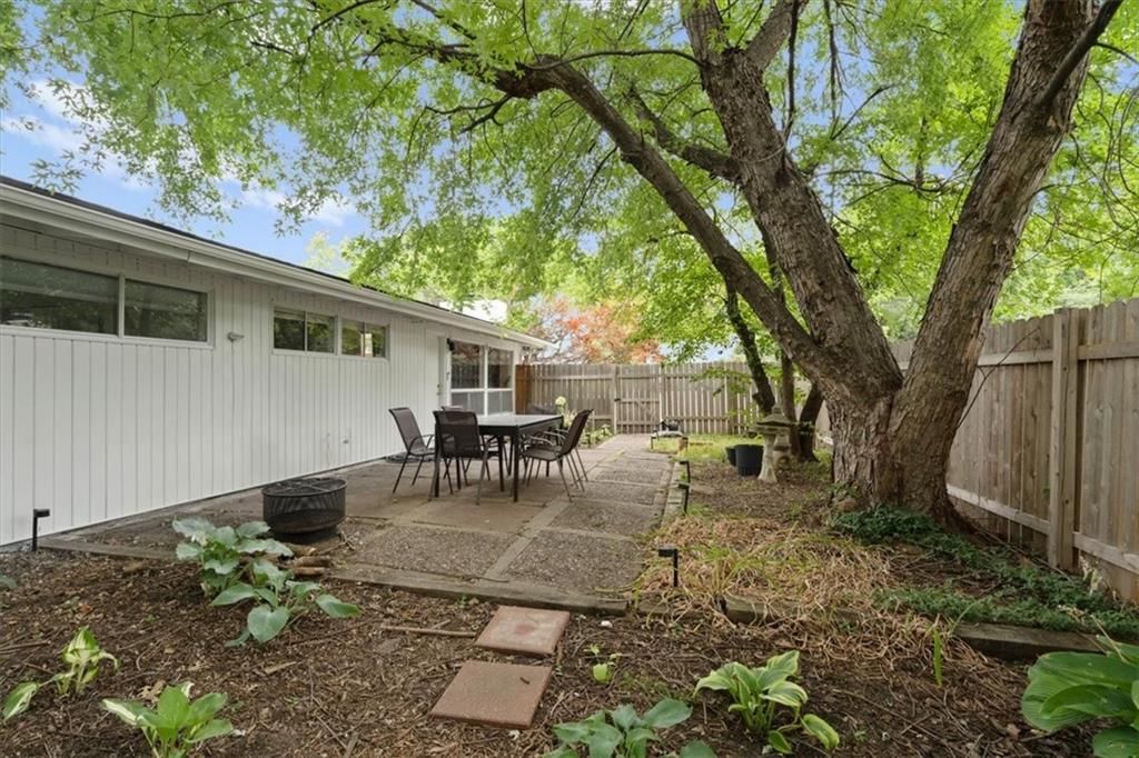 6213 W 75th Street — photo 31