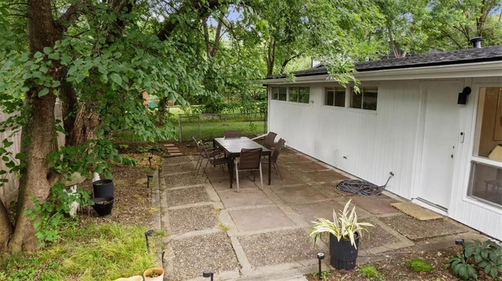 6213 W 75th Street — photo 32