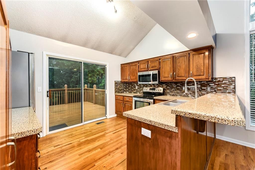 5416 Noble Street — photo 14
