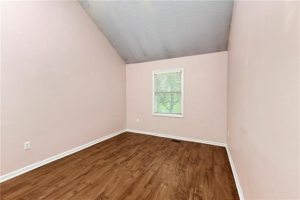 5416 Noble Street — photo 28