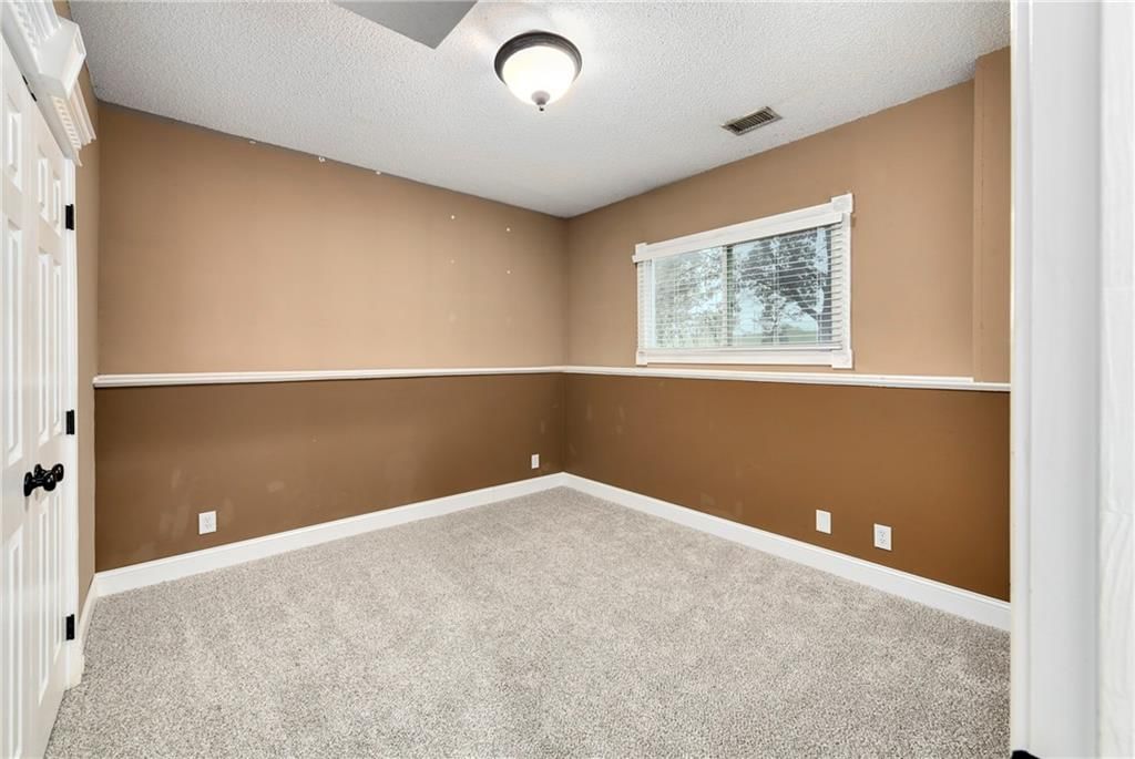 5416 Noble Street — photo 38