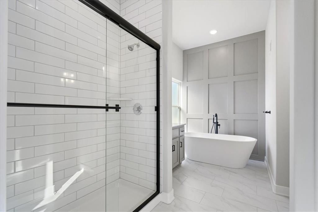 4105 SE Adams Drive — photo 16