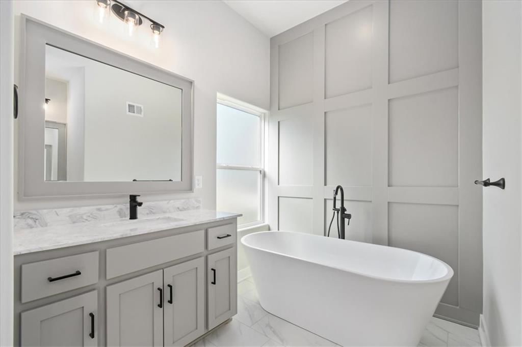 4105 SE Adams Drive — photo 17