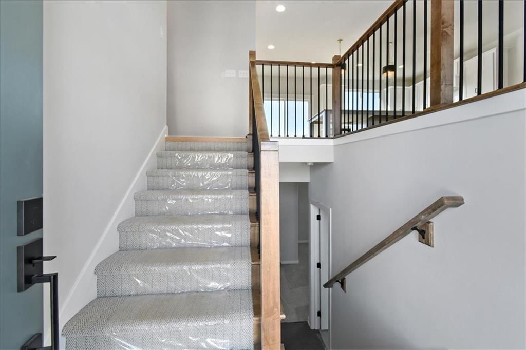 4105 SE Adams Drive — photo 4