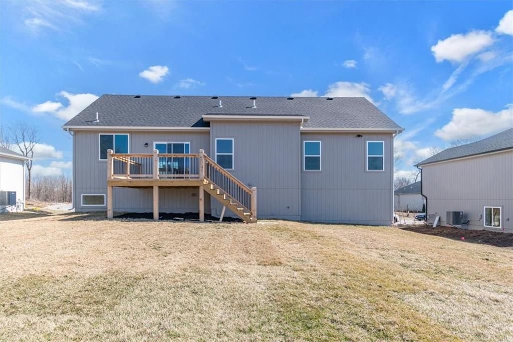 4105 SE Adams Drive — photo 31