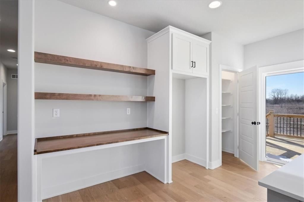 4105 SE Adams Drive — photo 9