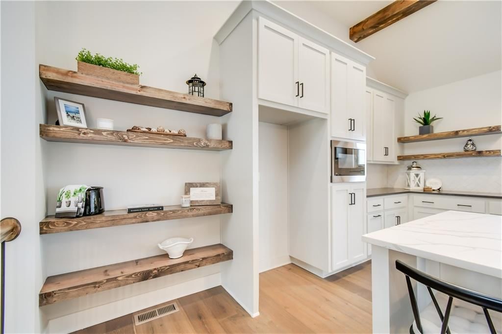 3923 SE Valley Forge Drive — photo 21