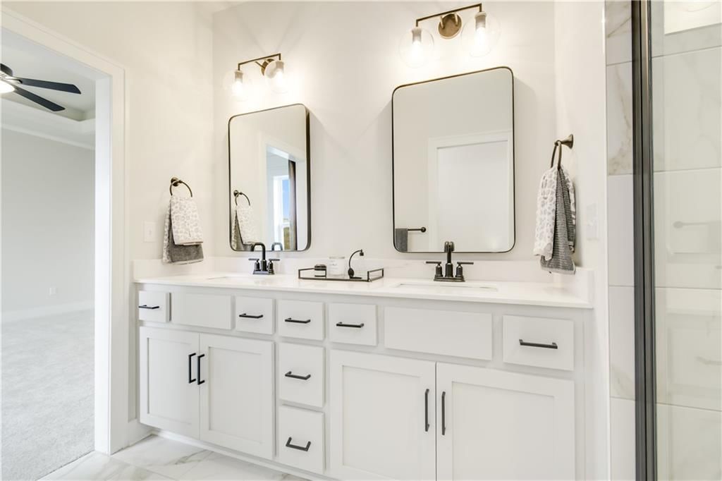3923 SE Valley Forge Drive — photo 25