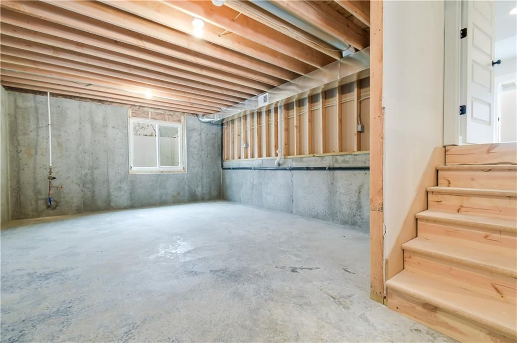 3923 SE Valley Forge Drive — photo 33