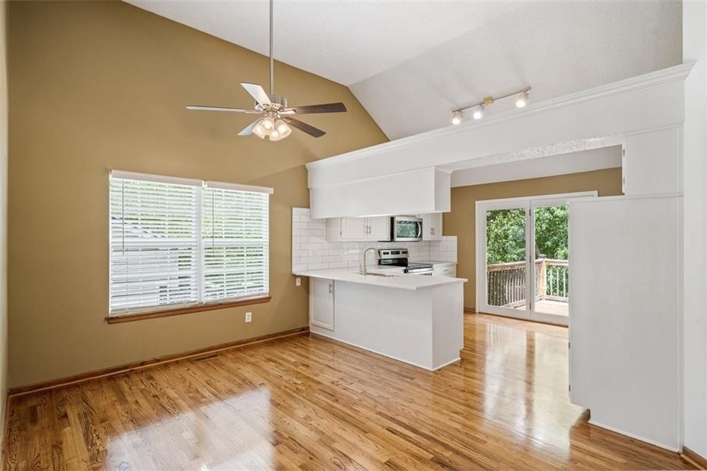 2104 SW 1st Street — photo 9