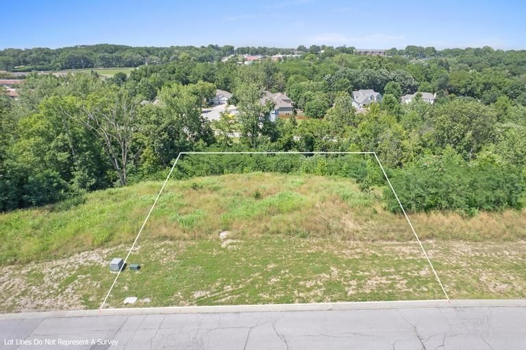 100 E 122nd Street, Kansas City, MO