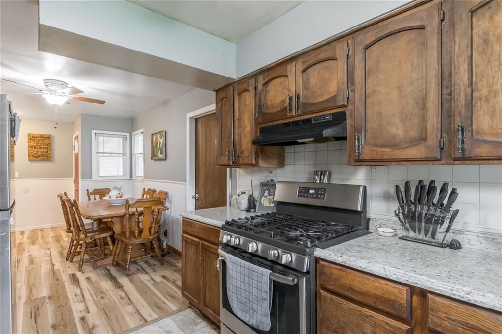 4 Maple Circle — photo 8