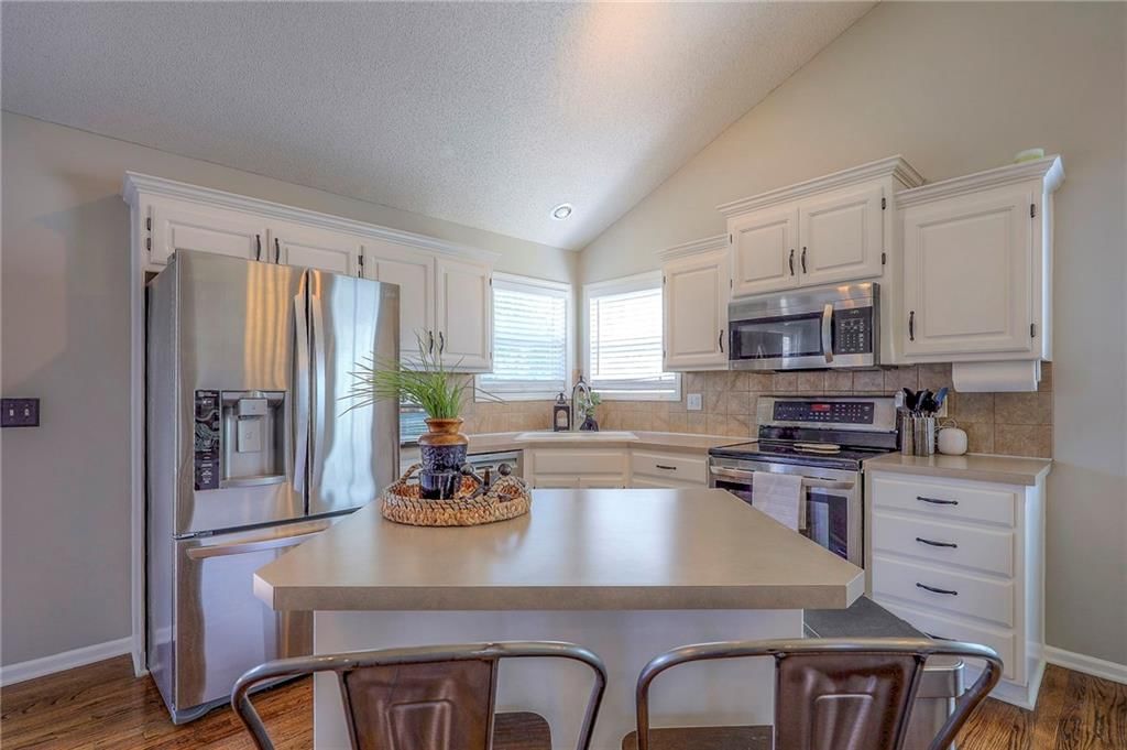 15619 S BROUGHAM Drive — photo 11