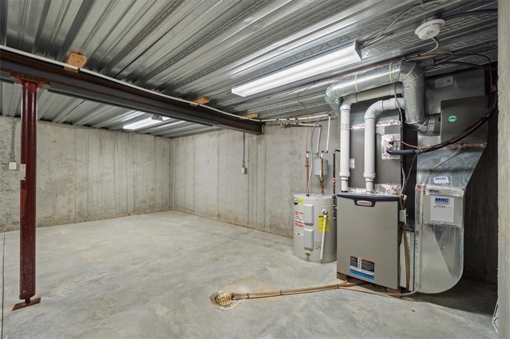 13124 Goodman Street — photo 35
