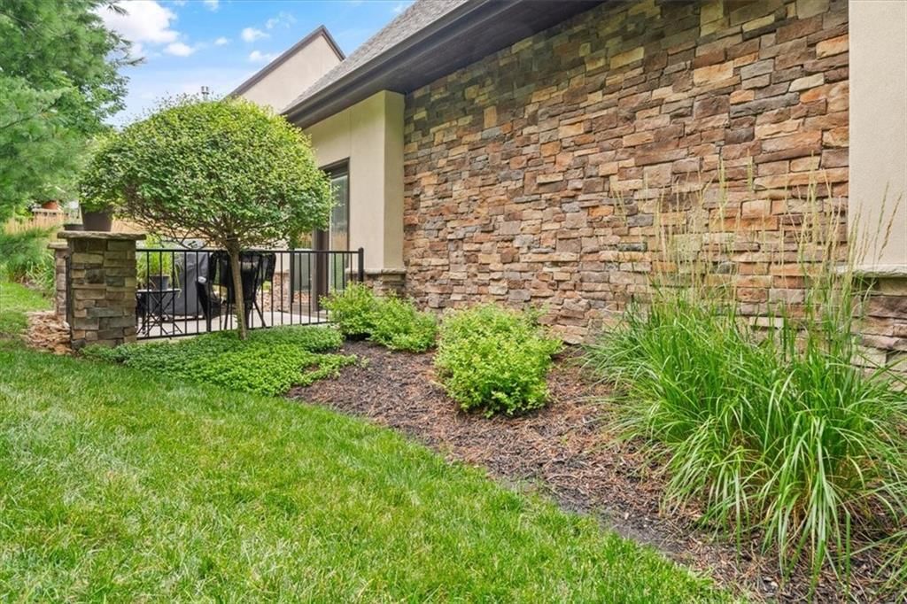 13124 Goodman Street — photo 41