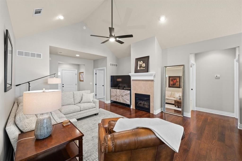 13124 Goodman Street — photo 9