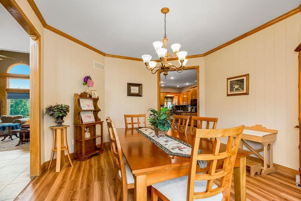 30605 CRYSTAL AIRE Drive — photo 17