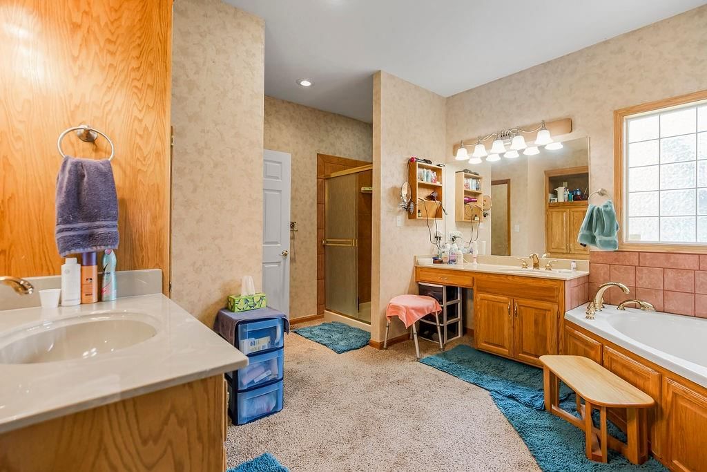 30605 CRYSTAL AIRE Drive — photo 21