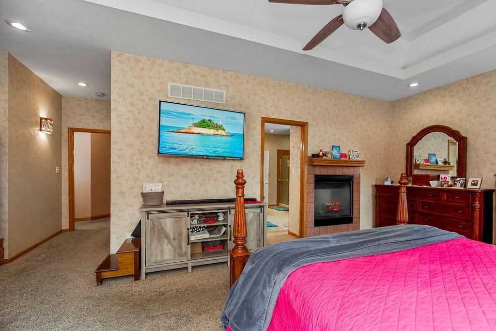 30605 CRYSTAL AIRE Drive — photo 22